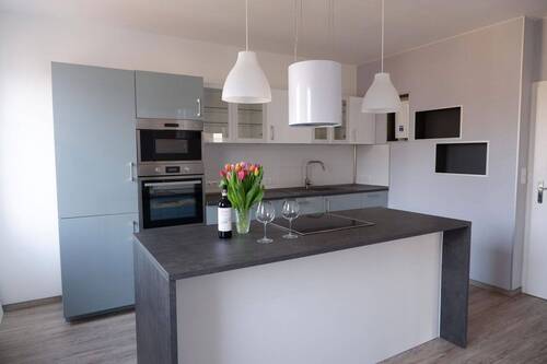 Küche - Attraktive 4-Zimmer-Wohnung im Herzen der Stadt - Ihre neue Wohlfühloase!