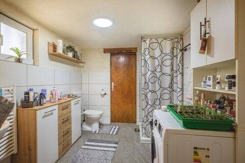 Badezimmer 1. OG - 