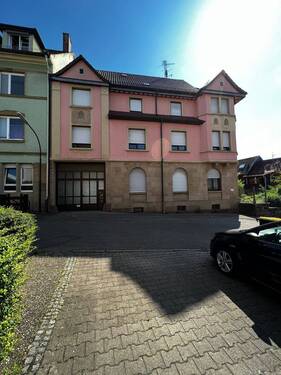 Hauszugang - 1 Zimmer Mehrfamilienhaus, Wohnhaus zum Kaufen in Pforzheim