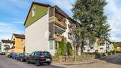 Außenansicht 2 - Lichtdurchflutete 2,5-Zimmer-Dachgeschosswohnung mit Dachterrasse in Wangen