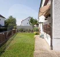 Platz für zwei Generationen: Ruhig gelegene Dopplehuashälftein Ergolding!