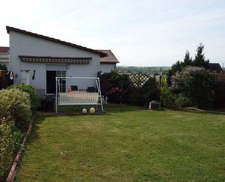 Gartenansicht - 6 Zimmer Doppelhaushälfte in Werdau