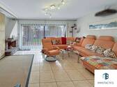 Wohnzimmer - 6 Zimmer Doppelhaushälfte in Wiesbaden