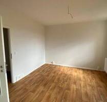 Familienfreundlich & modern: Sanierte Wohnung in bester Lageng ist bereit! - Suhl