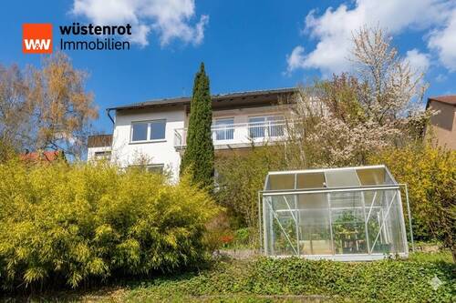 Aussenansicht - 7 Zimmer Einfamilienhaus zum Kaufen in Fulda / Horas