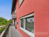 CAM04062G0-PR0038-STILL013 - 