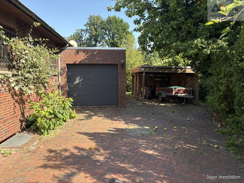 Garage und Carport - 