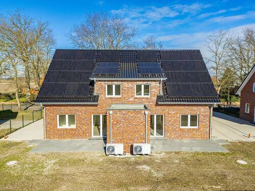 Garten mit großer Terrasse - 