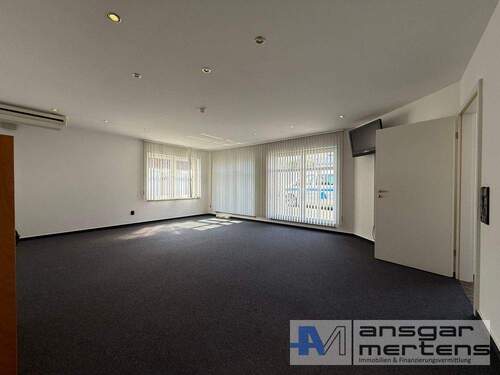 Einzelbüro (rechtsseitig) - Büro in Mönchengladbach zum Kaufen