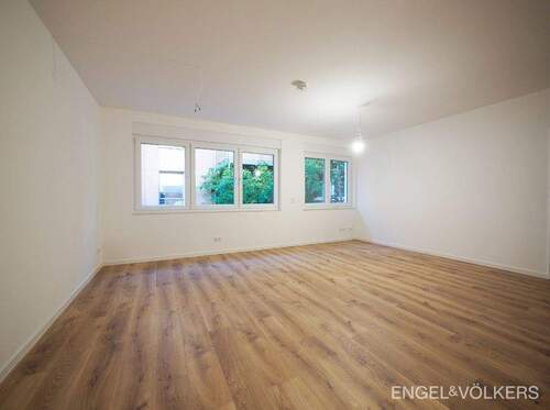 Bild 2 - 1 Zimmer Etagenwohnung zur Miete in Saarbrücken