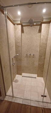 Luxusdusche mit Regenschauer - 