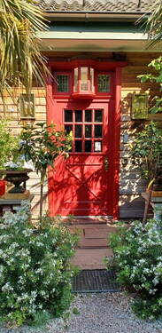 Eingangstür Haus - 5 Zimmer Einfamilienhaus zum Kaufen in Oststeinbek