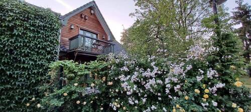 Blick auf den Balkon vom SZ - Einfamilienhaus mit 311,00 m&sup2; in Oststeinbek zum Kaufen
