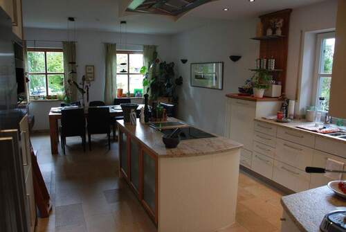 Küche mit offenem Esszimmer - 