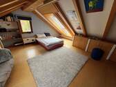 Schlafzimmer 3 (über Garage) - 