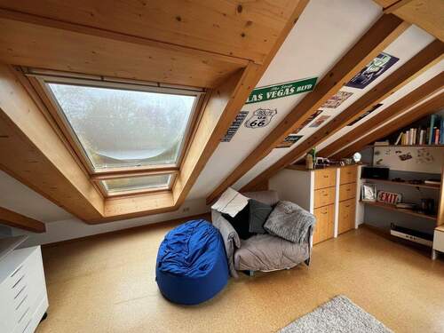 Schlafzimmer 3 (über Garage) - 