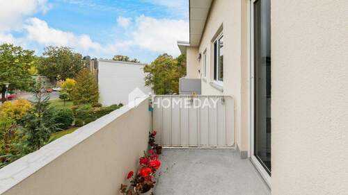 Balkon 2 - 4 Zimmer Etagenwohnung zum Kaufen in Wolfsburg