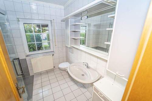 Badezimmer Erdgeschoss - 