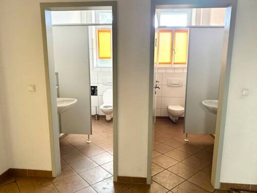 WC - 