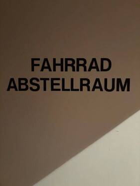 Fahrradabstellraum im Haus - 