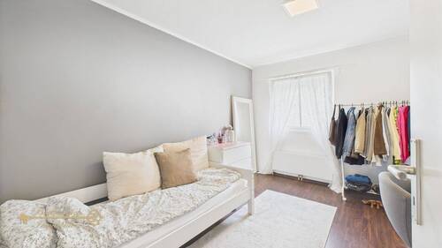 Kinderzimmer - Etagenwohnung mit 84,90 m² in Geestland zum Kaufen