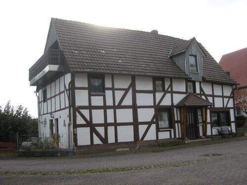 Hauptansicht - 1 Zimmer Einfamilienhaus zum Kaufen in Trendelburg