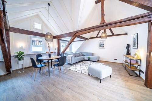 Wohnzimmer Penthousewohnung - Rheinromantik trifft auf Investition-MFH mit Gewerbe und atemberaubender Dachterrasse in Oberwesel
