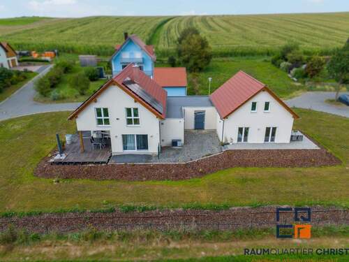 Luftaufnahmen - 4 Zimmer Einfamilienhaus in Bad Neualbenreuth