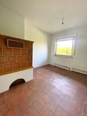Raum, Kachelofen ohne Fuktion - 