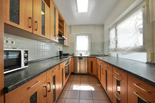 Bild 3 - 6 Zimmer Einfamilienhaus in Raunheim