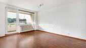 Wohnzimmer 1 - 3 Zimmer Etagenwohnung zum Kaufen in Osnabrück