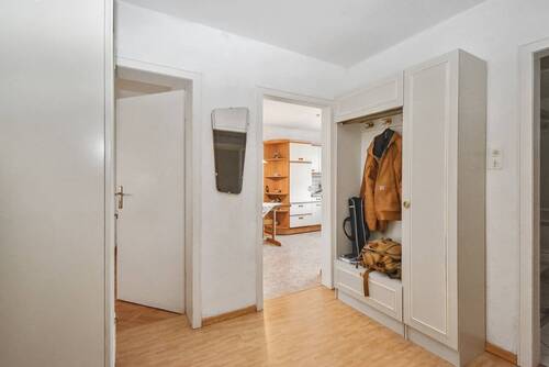 Flur EG - Einfamilienhaus mit 170,00 m&sup2; in Schauenburg / Hoof zum Kaufen