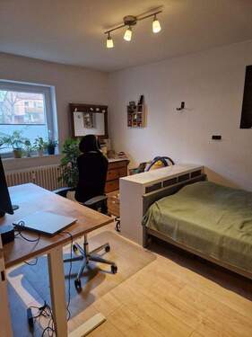 Arbeitszimmer - Helle Erdgeschosswohnung mit Gartenparadies - Ideal für Tierfreunde!