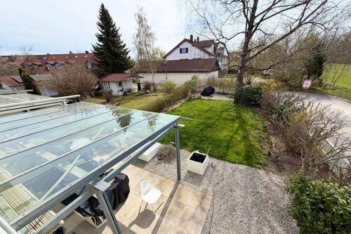 Gartenansicht vom Balkon - 