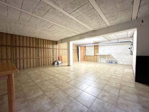 riesiger Keller - ca 35 qm - 