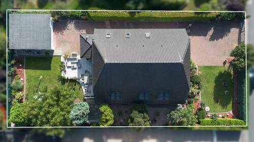 Vogelperspektive - 8 Zimmer Mehrfamilienhaus, Wohnhaus zum Kaufen in Hamburg