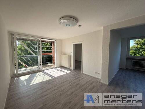 Wohn- und Esszimmer - 