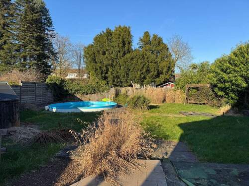 Garten mit Pool - 