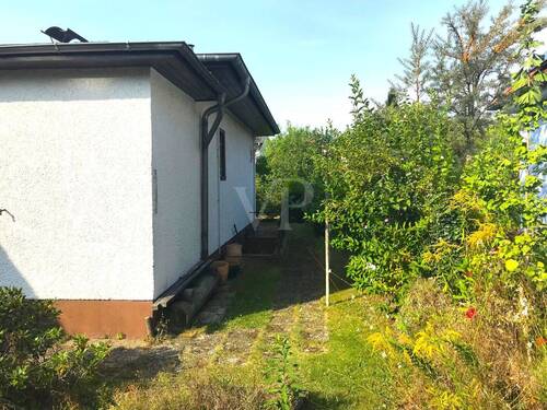 Blick seitlich nach rechts hinten - Grundstück in Berlin zum Kaufen