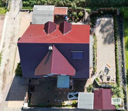Luftaufnahme - 8 Zimmer Mehrfamilienhaus, Wohnhaus zum Kaufen in Sassenburg / Neudorf-Platendorf
