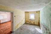 Raum(1) - 