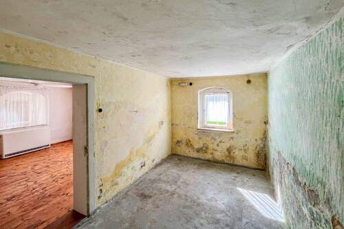 Raum(1) - 