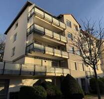 oft gesuchte große 2 Zimmer- Mietwohnung mit TG-Platz im Vorderen Westen - Kassel