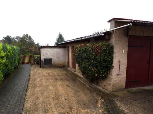 Außenansicht Nebengebäude - 