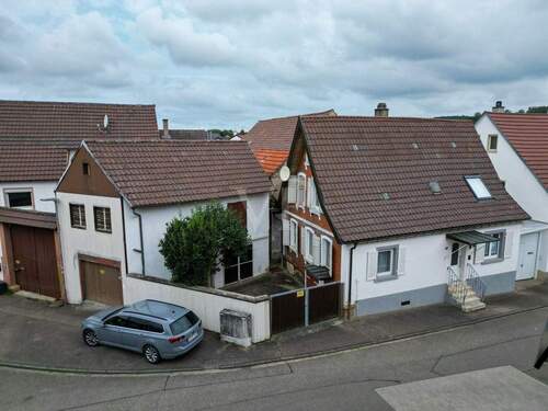 Ansicht - 4 Zimmer Einfamilienhaus zum Kaufen in Kraichtal