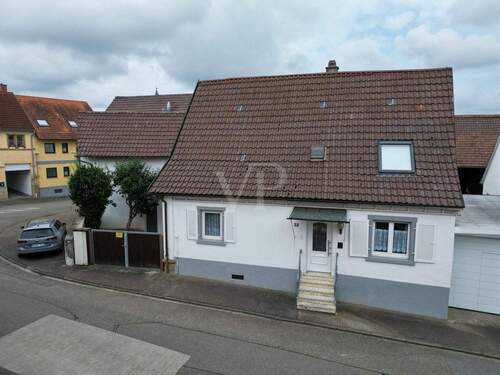 Ansicht - 4 Zimmer Einfamilienhaus in Kraichtal