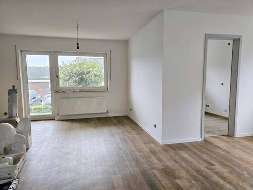 Wohnbereich - 4 Zimmer Etagenwohnung zur Miete in Eichenstruth