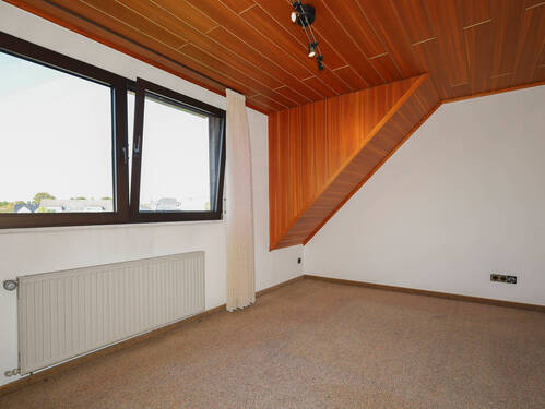 Zimmer Dachgeschoss Einheit 2 - 