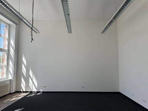Abgeschlossener Büro1 - 