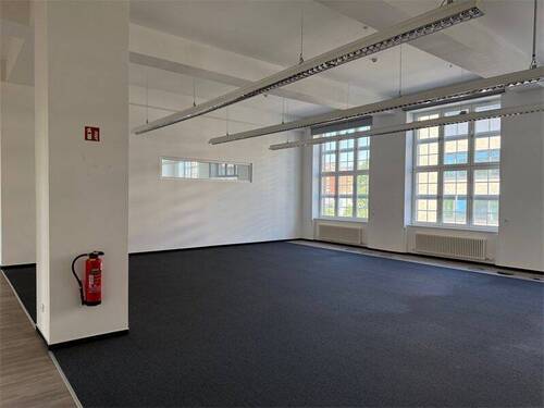 Offener Büroraum7 - 